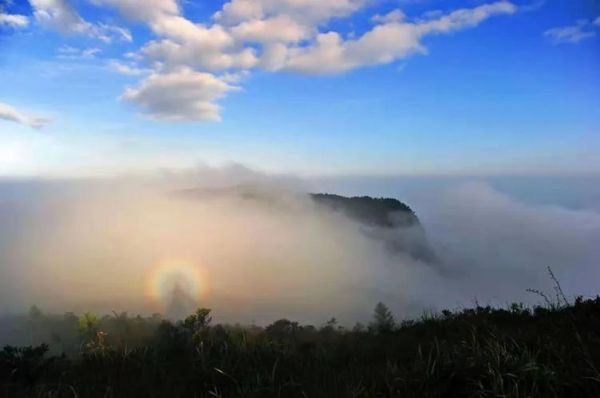 福安白云山(聽(tīng)說(shuō)還有神奇的佛光景觀)